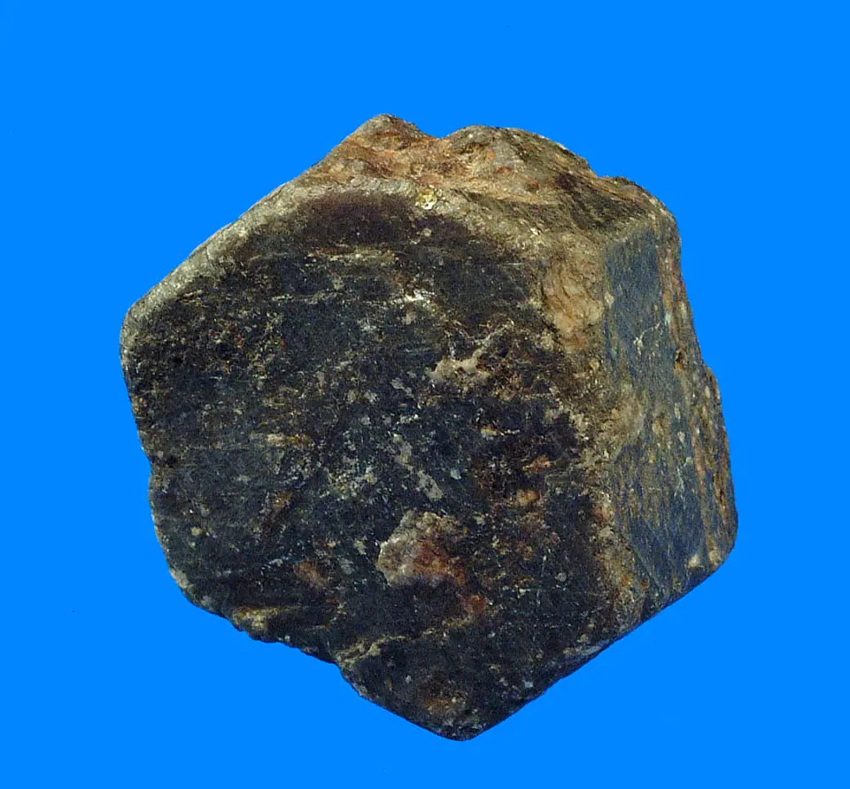 Two-centimeter corundum specimen showing hexagonal symmetry
